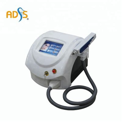 Macchina di rimozione del tatuaggio del laser di Yag del commutatore ODM/dell'OEM Q 2 anni di garanzia