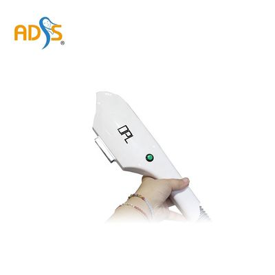 attrezzatura di bellezza di depilazione di 530nm-950nm IPL, dispositivo della casa di ringiovanimento della pelle di IPL